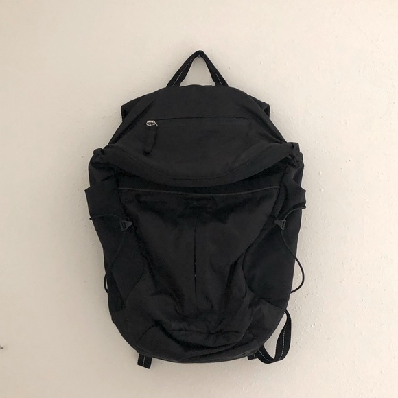 lululemon hiking backpack
